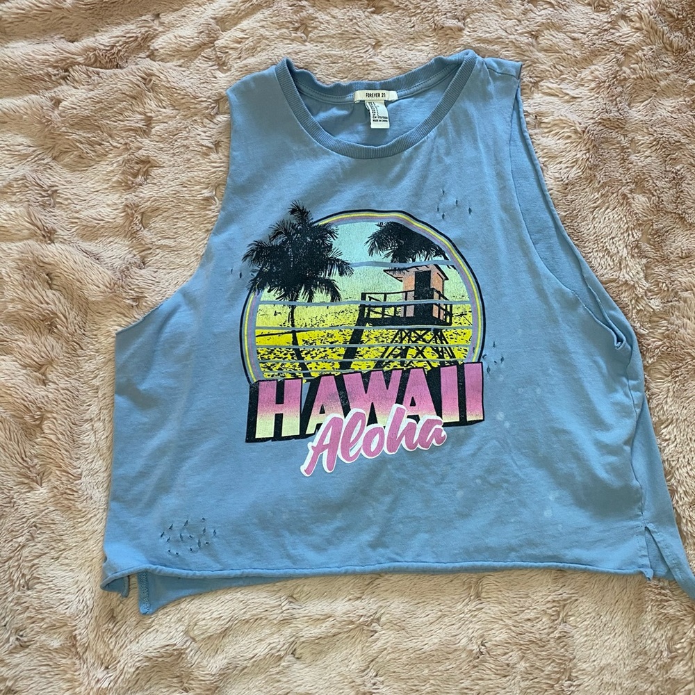 Cropped muscle tank